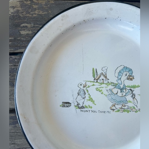 Antique Enamelware Child’s Plate Rare Darling Spring Decor Primitive Cou… - Picture 6 of 14